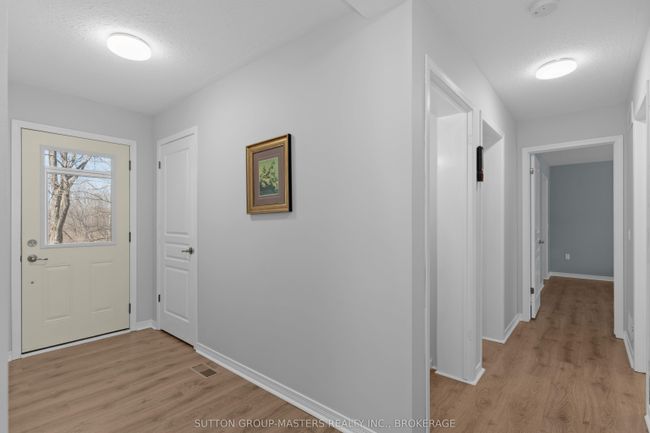 324 13 Island Lake Rd, House other with 4 bedrooms, 4 bathrooms and 15 parking in Godfrey ON | Image 16