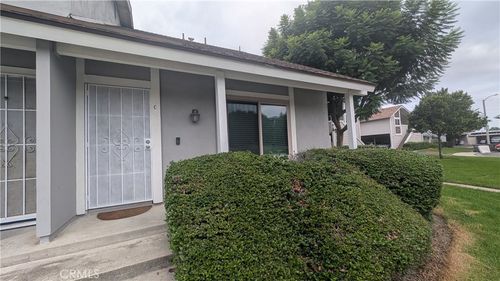 c-6711 Sun, Huntington Beach, CA, 92647 | Card Image