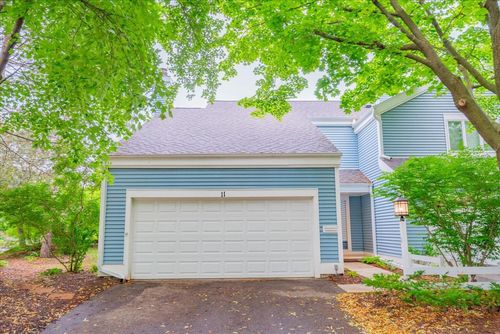 11 Winterberry Trl, Madison, WI, 53717-1520 | Card Image