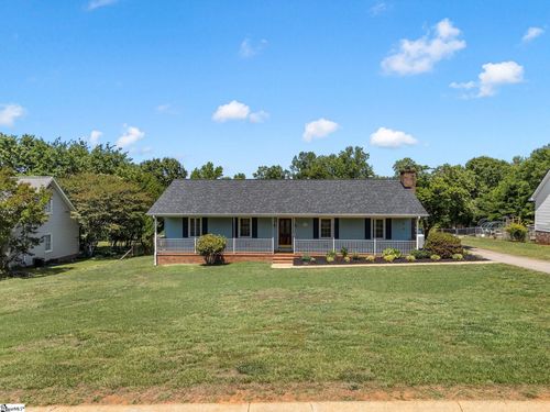 138 Parris Ridge Drive, Boiling Springs, SC, 29316 | Card Image