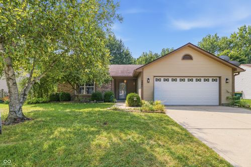 2641 Branigin Creek Blvd, Franklin, IN, 46131-7507 | Card Image