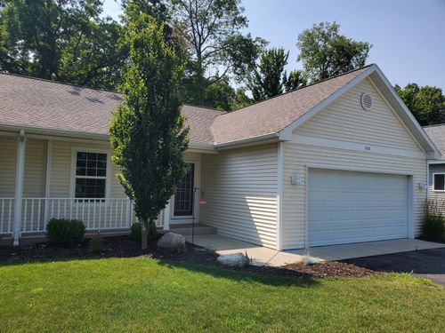 111 Depot Hill Ct, Allegan, MI, 49010-1183 | Card Image