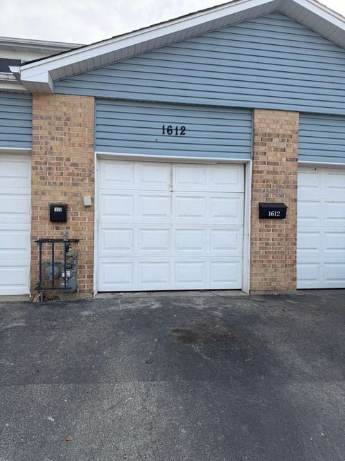 1612 Islandview Ct, Hoffman Estates, IL, 60169-2516 | Card Image