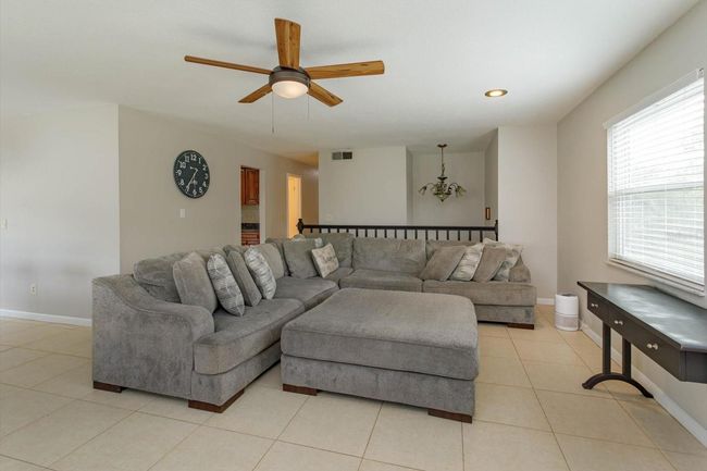 664 Little Wekiva Rd, House other with 5 bedrooms, 3 bathrooms and null parking in ALTAMONTE SPRINGS FL | Image 4