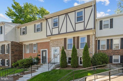 4058 Hanson Oaks Dr, HYATTSVILLE, MD, 20784-2315 | Card Image