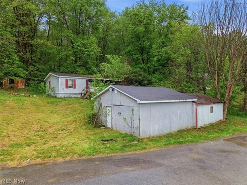 46149 Walnut Street, Rogers, OH, 44455 | Card Image