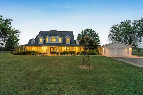 815 90th St, Wagoner, OK, 74467-6924 | Card Image