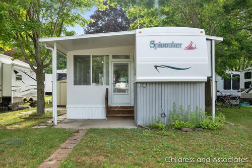 10020 N Musson Rd, Six Lakes, MI, 48886-8718 | Card Image