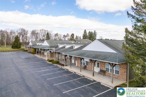 201-203-2374 Seipstown Rd, FOGELSVILLE, PA, 18051-2200 | Card Image