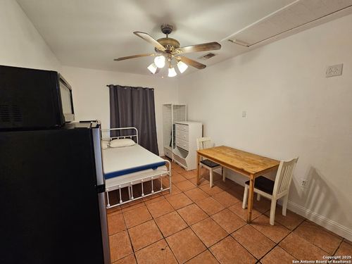b-12014 El Sendero St, San Antonio, TX, 78233-6718 | Card Image