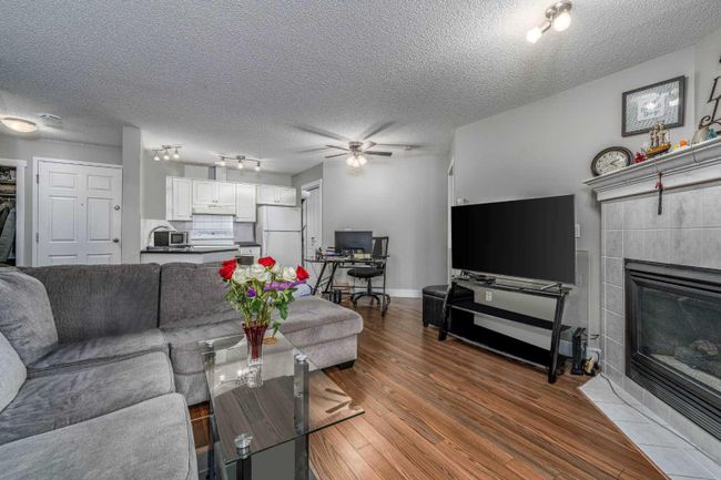 210 - 10 Sierra Morena Mews Sw, Home with 2 bedrooms, 2 bathrooms and 2 parking in Calgary AB | Image 8