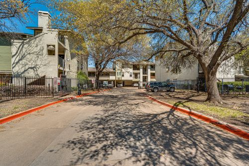 apt-1106-9611 Walnut St, Dallas, TX, 75243-4824 | Card Image
