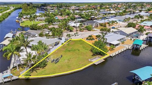12100 Moon Shell Dr, MATLACHA ISLES, FL, 33991 | Card Image
