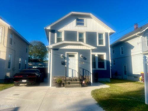 805 5th St, Watervliet, NY, 12189-3504 | Card Image