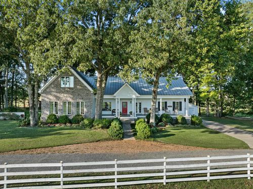 5375 County Road 30, Florence, AL, 35634-3406 | Card Image