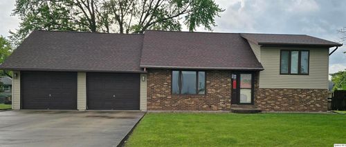 200 Dallas Rd, Carthage, IL, 62321-1002 | Card Image