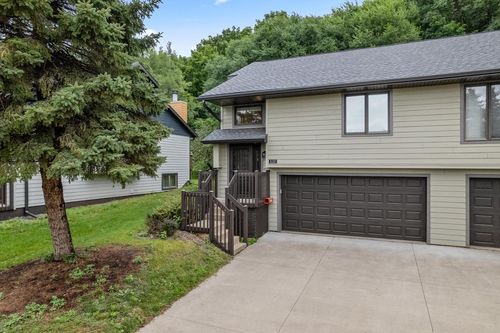 5129 33rd St S, La Crosse, WI, 54601-2319 | Card Image