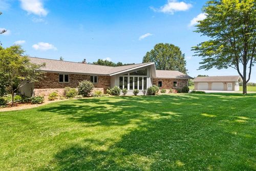 3685 Elmtree Road, SUAMICO, WI, 54313 | Card Image