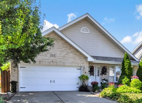 7810 Lockwood Ave, Burbank, IL, 60459-1437 | Card Image