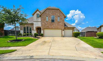 3 car wide driveway is long enough to fit 6 cars | Image 3