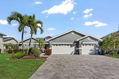 6611 Surfside Blvd, APOLLO BEACH, FL, 33572-3066 | Card Image