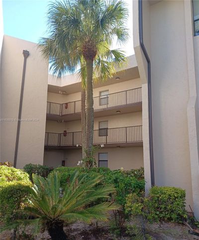 314 - 6301 N University Dr, Condo with 1 bedrooms, 1 bathrooms and null parking in Tamarac FL | Image 1