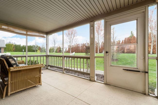 512 Richmond Dr, Condo with 3 bedrooms, 2 bathrooms and null parking in Pataskala OH | Image 4