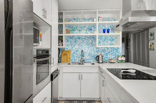 103-2920 Lake Osborne Dr, Lake Worth Beach, FL, 33461-5963 | Card Image