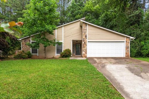 625 Oxford Hall Dr, lawrenceville, GA, 30044-6001 | Card Image