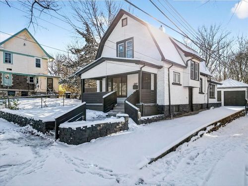 2709 E 25th St, Kansas City, MO, 64127-4020 | Card Image