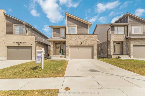 405 Edgevalley Rd, London, ON, N5V0C2 | Card Image