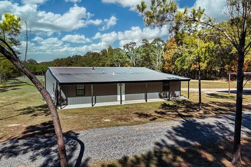 516 County Road 4103, New Boston, TX, 75570-5200 | Card Image