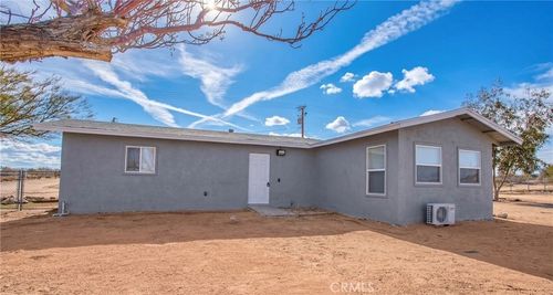 13636 Gabriel Rd, Victorville, CA, 92392-8205 | Card Image