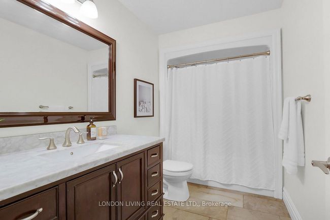 2820 Devon Rd, House other with 4 bedrooms, 3 bathrooms and 4 parking in London ON | Image 33