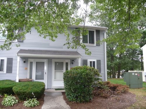 36-36 Village Hill Ln, Natick, MA, 01760-5700 | Card Image