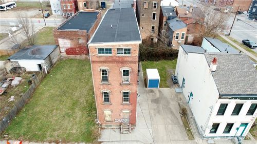 818 Livingston St, Cincinnati, OH, 45214-2204 | Card Image