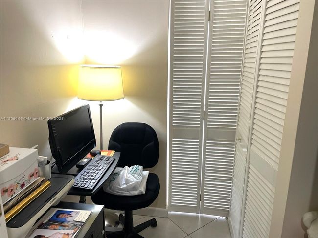 APT-1409 - 2625 Collins Ave, Condo with 1 bedrooms, 2 bathrooms and null parking in Miami Beach FL | Image 12