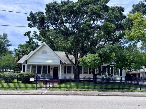 315 S Bermuda Blvd, TAMPA, FL, 33605-6532 | Card Image