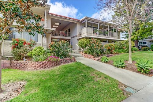 b-661 Avenida Sevilla, Laguna Woods, CA, 92637-3375 | Card Image