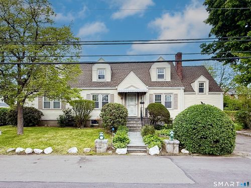 26 Sention Ave, Norwalk, CT, 06850-3209 | Card Image