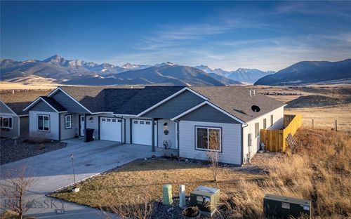 2627 Meriwether Drive S, Livingston, MT, 59047 | Card Image