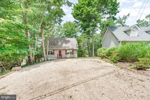 11639 Sidewinder Ln, LUSBY, MD, 20657-4824 | Card Image