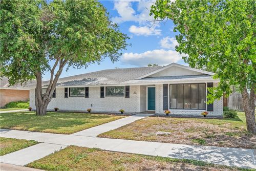 761 Monette Dr, Corpus Christi, TX, 78412-3026 | Card Image