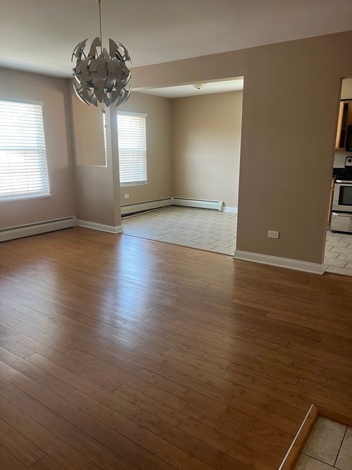 3e-9433 86th Court, Hickory Hills, IL, 60457 | Card Image