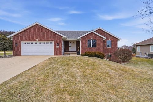 402 St Francis Court, Cross Plains, WI, 53528 | Card Image