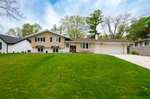 5010 Sw 16th Street Sw, Des Moines, IA, 50315 | Card Image