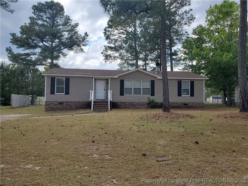 50 Old Forte Trl, Spring Lake, NC, 28390-7427 | Card Image