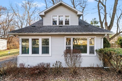 2516 Fairfield Avenue, Kalamazoo, MI, 49048 | Card Image