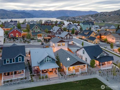 481 Mackinaw Ln, Chelan, WA, 98816-5002 | Card Image