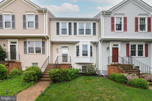 5809 Watermark Cir, CENTREVILLE, VA, 20120-2986 | Card Image